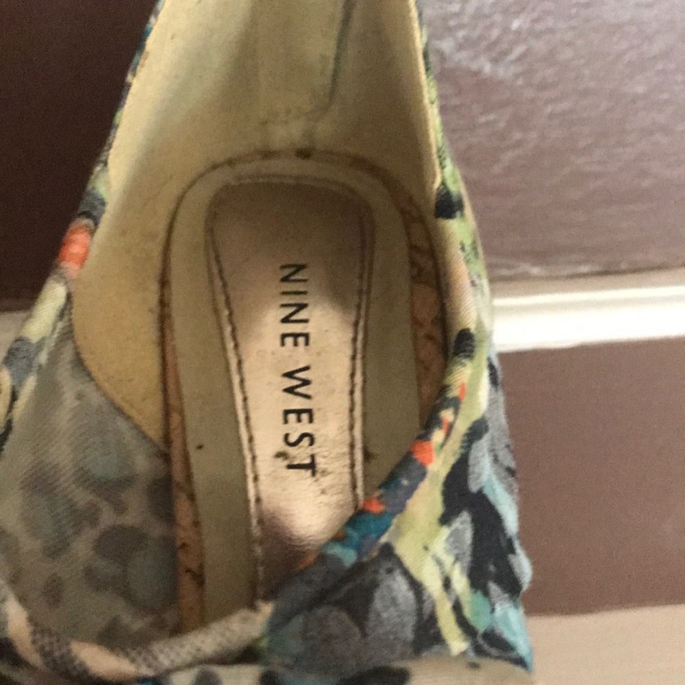 Heels - Picture 5 of 6